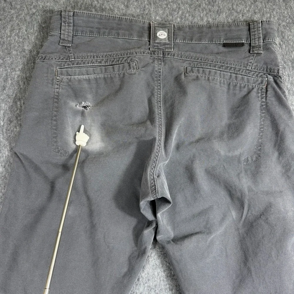Wrangler Pants Mens 32x30 Grey ATG All Terrain Gear Straight Outdoor Distressed